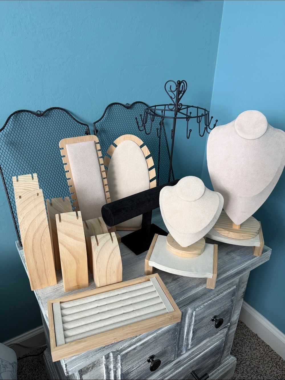 17 Piece Boho Beige Wood Jewelry Displays with Black Velvet Bar Bundle Set